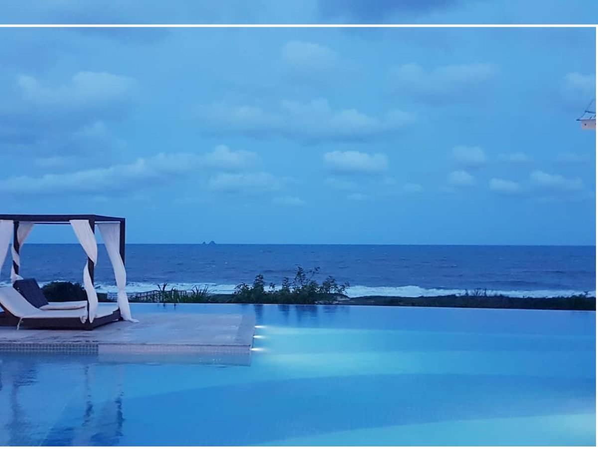 Ape Estilo Resort C/ Pe Na Areia E Vista Mar, Proximo Ao Beto Carrero Piçarras المظهر الخارجي الصورة