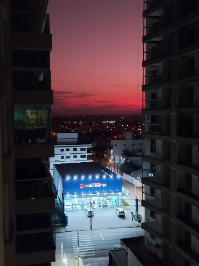 Ape Estilo Resort C/ Pe Na Areia E Vista Mar, Proximo Ao Beto Carrero Piçarras المظهر الخارجي الصورة