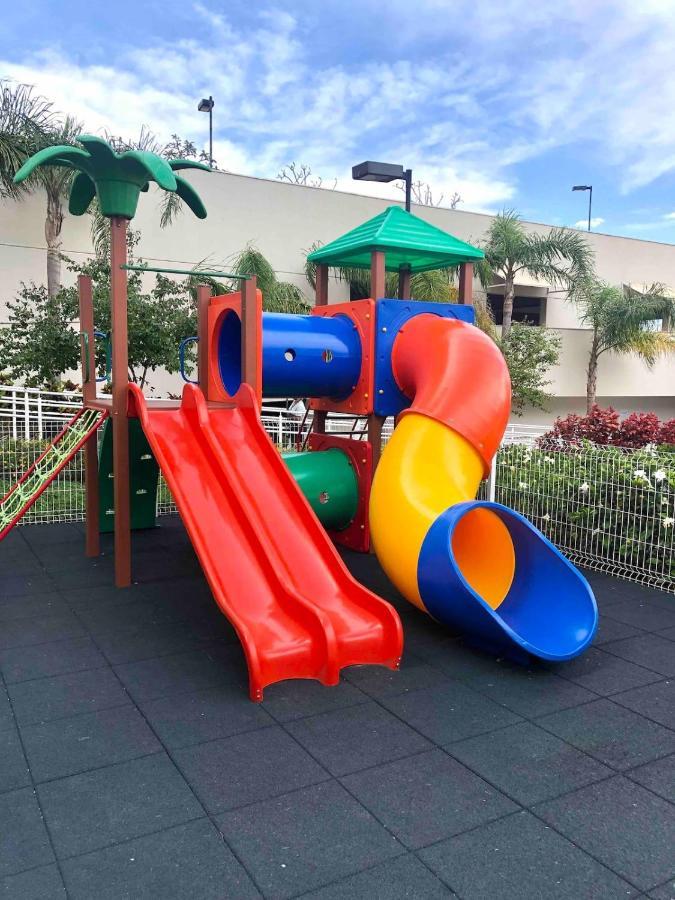 Ape Estilo Resort C/ Pe Na Areia E Vista Mar, Proximo Ao Beto Carrero Piçarras المظهر الخارجي الصورة