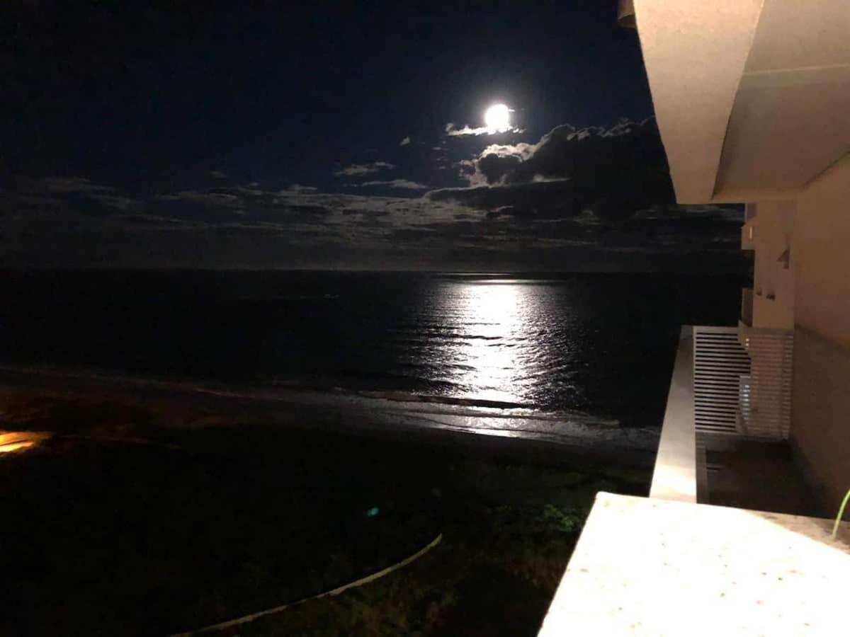 Ape Estilo Resort C/ Pe Na Areia E Vista Mar, Proximo Ao Beto Carrero Piçarras المظهر الخارجي الصورة