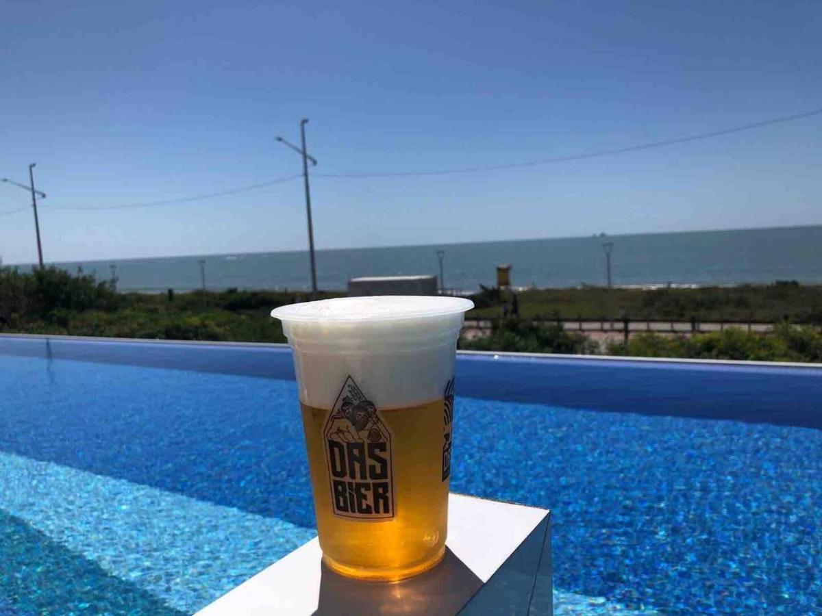 Ape Estilo Resort C/ Pe Na Areia E Vista Mar, Proximo Ao Beto Carrero Piçarras المظهر الخارجي الصورة